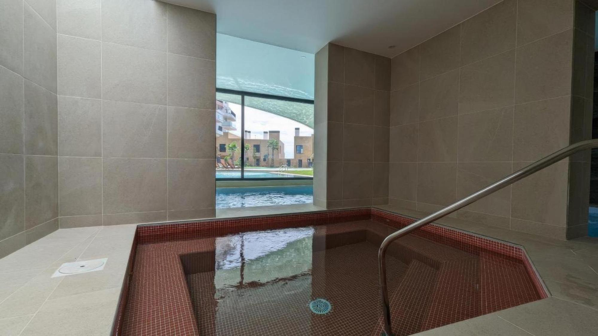 Allonbay Village Spa By Maracasa-Rentals บิยาโฮโยซา ภายนอก รูปภาพ